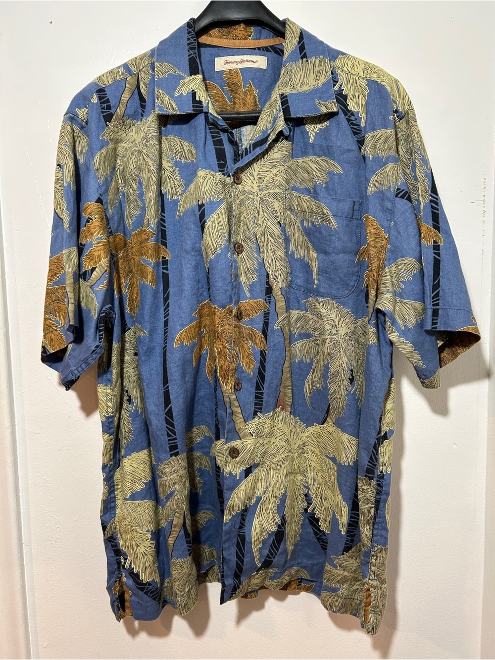 Tommy Bahama Blue Button-Down Palm Print shirt in linen Size L